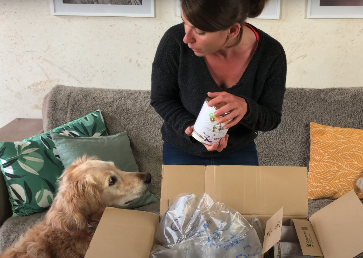 Ouverture colis zooplus BARF